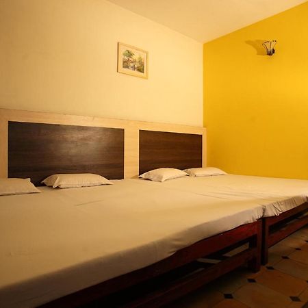 Hotel Siva Sakthi Tiruvannāmalai Exterior foto